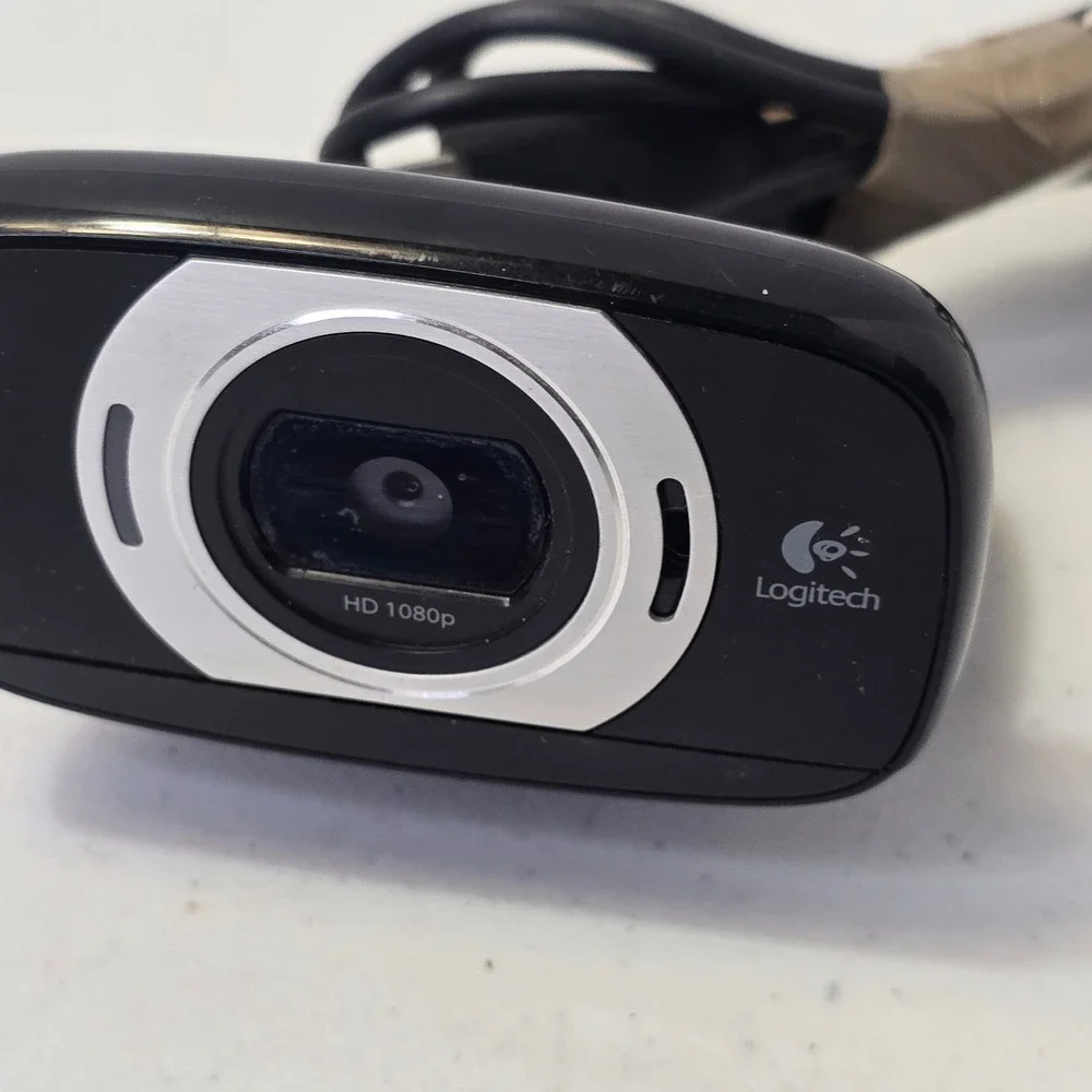 Logitech C615 Portable HD Webcam 1080p Tested Working V-U0027 Folding
